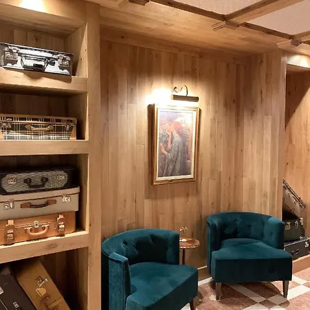 Xenonas Iresioni Arachova