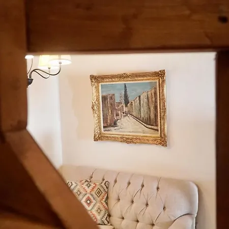 Guest house Xenonas Iresioni 4*