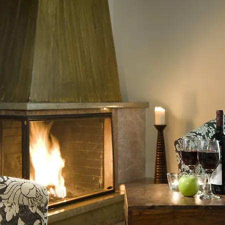 Guest house Xenonas Iresioni 4*