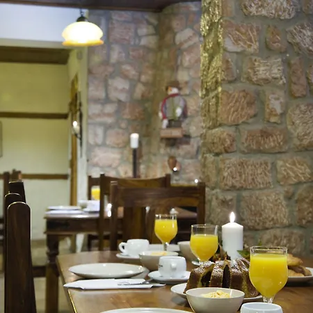 Guest house Xenonas Iresioni 3*