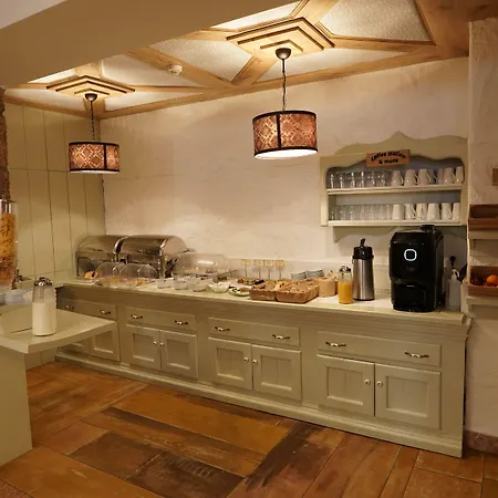 بيت ضيافة Xenonas Iresioni