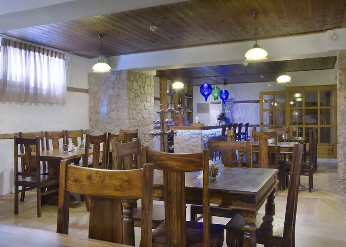 Xenonas Iresioni 3* Arachova