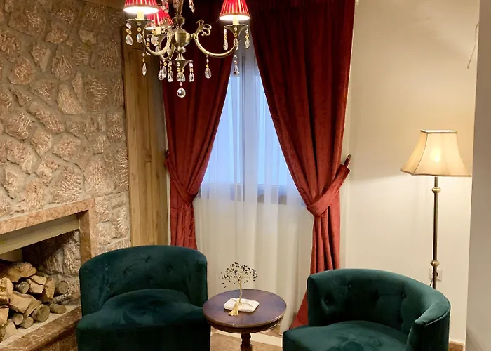 Xenonas Iresioni Arachova